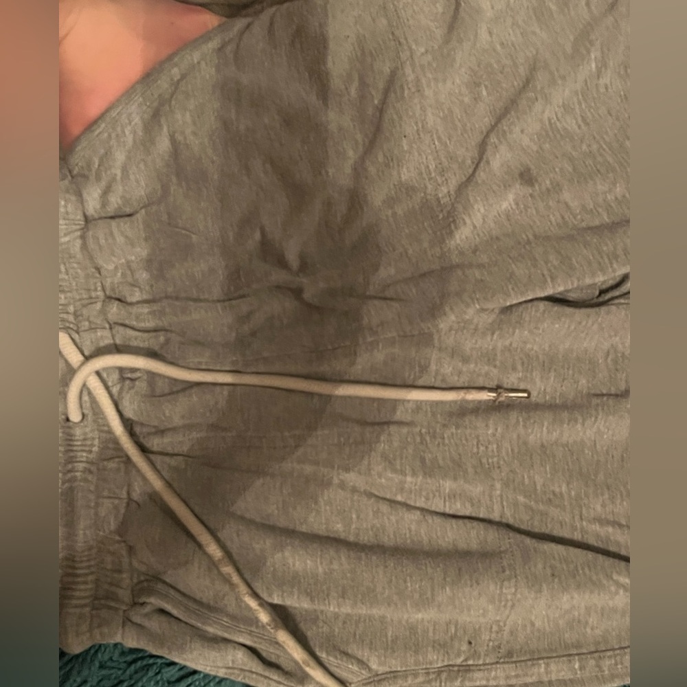 Price:$8 Color:gray - Picture 2 of 4